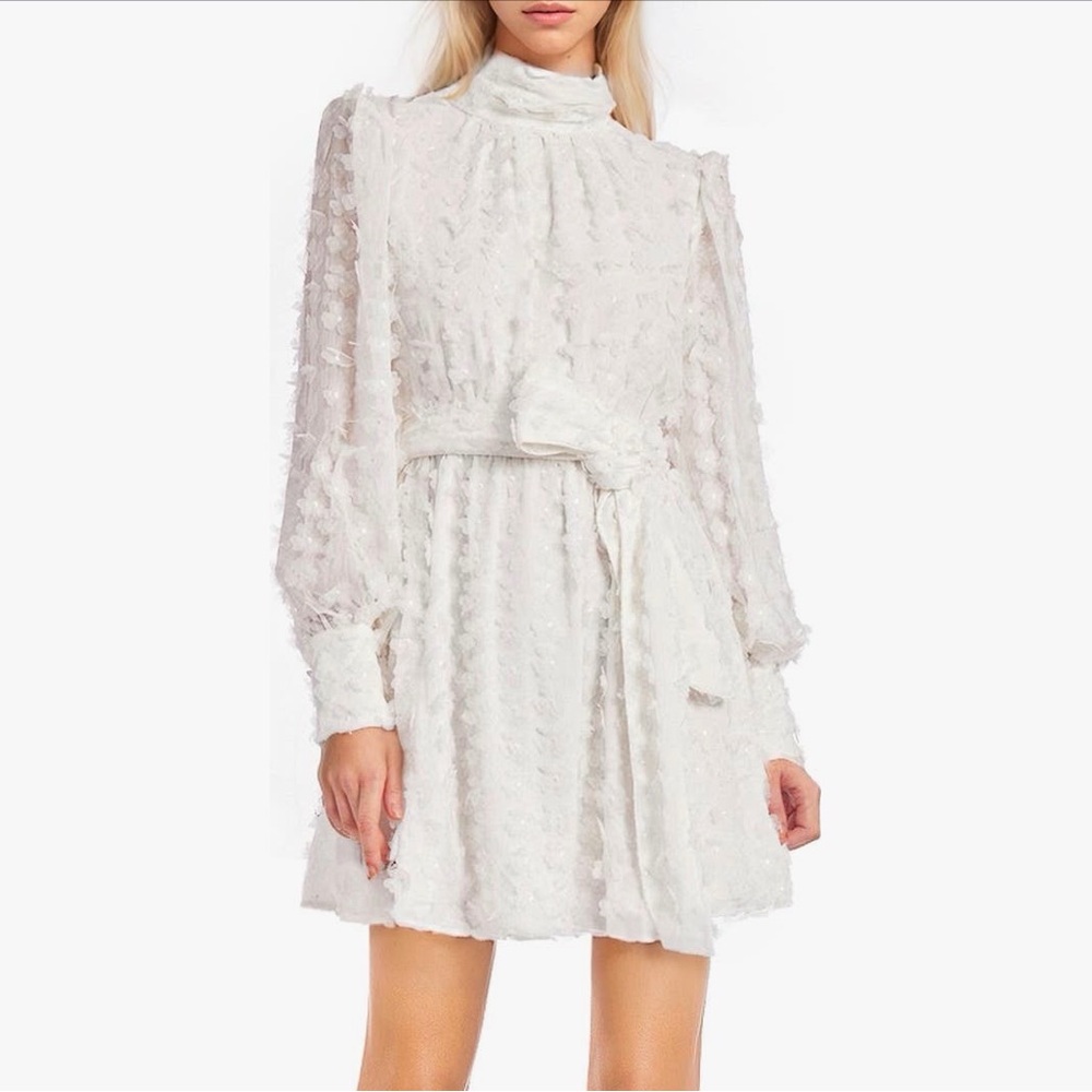 Jewel Badgley Mischka Floral Textured Long-Sleeve Tie-Waist Dress